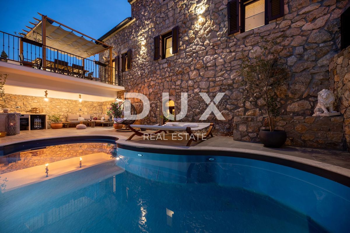 Isola di Krk - Lussuosa villa in pietra con piscina