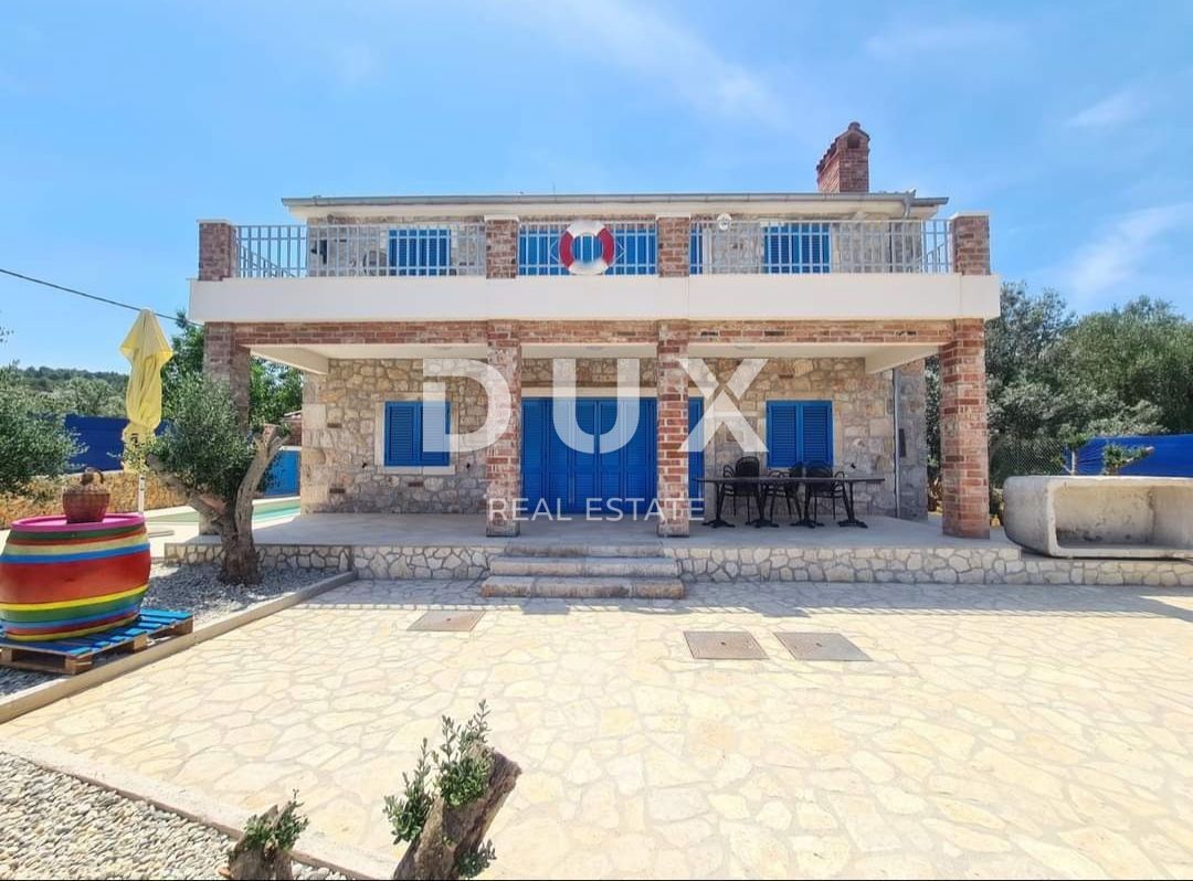 ISOLA DI PAŠMAN, ŽDRELAC - Lussuosa villa in pietra con piscina sul mare