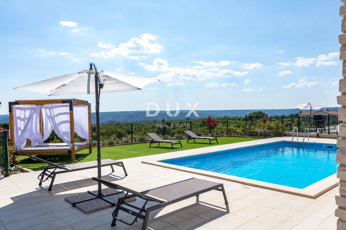 ISTRIA, RABAC - Casa confortevole con piscina e vista mare