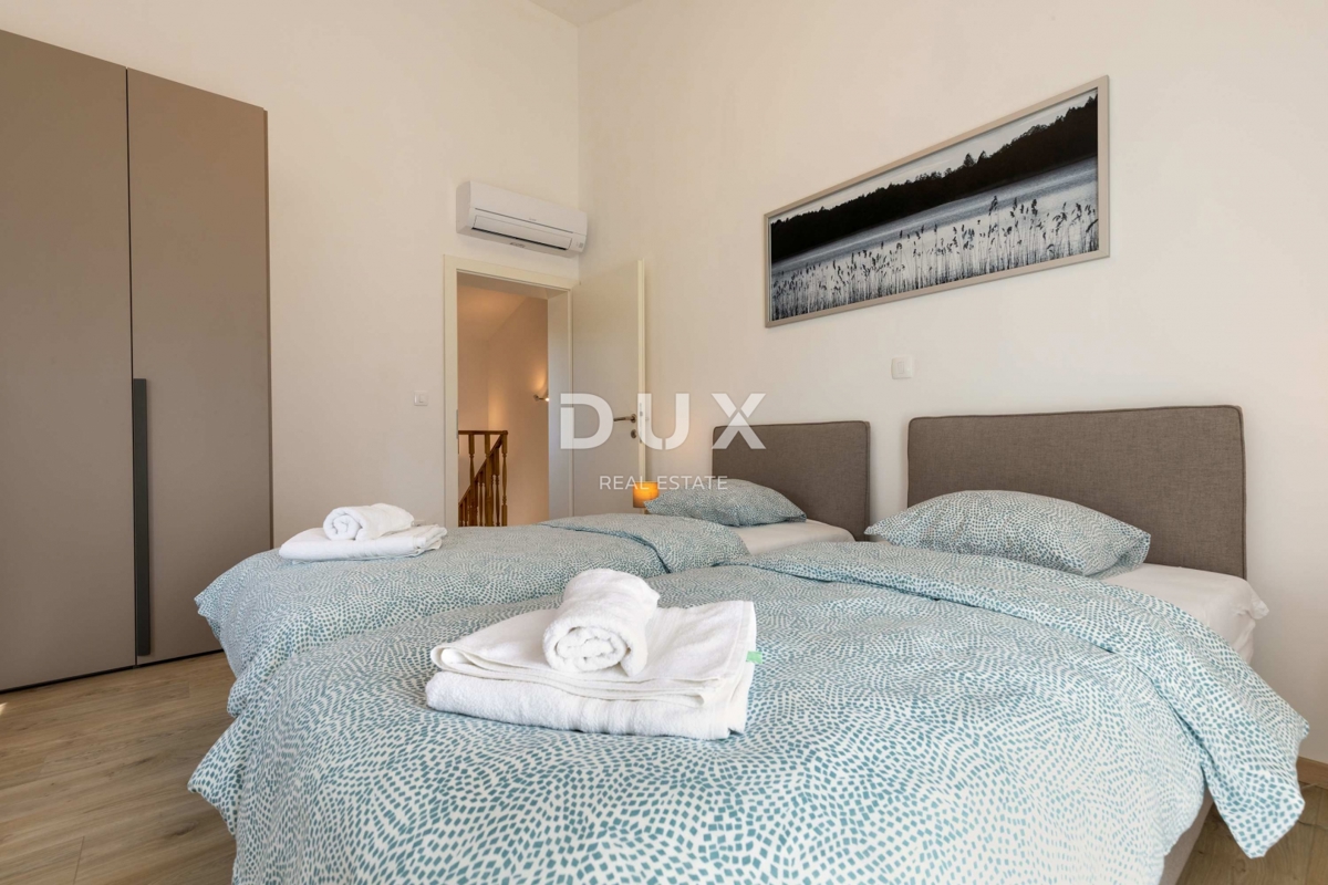 ISTRIA, RABAC - Casa confortevole con piscina e vista mare