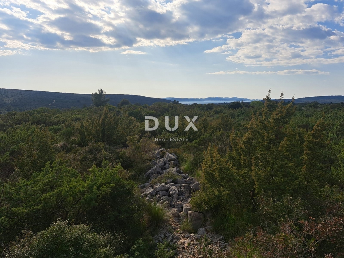 SUKOŠAN, DEBELJAK - Terreno edificabile con vista mare