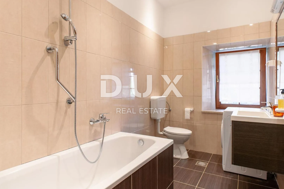 ISTRIA, ŽMINJ (DISTINI) - Impressionante casa in pietra istriana con piscina