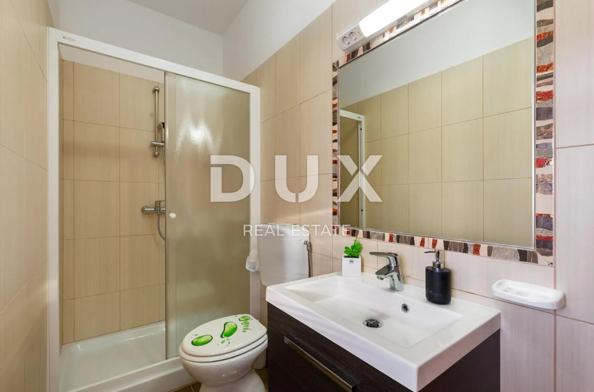 ISTRIA, ŽMINJ (DISTINI) - Impressionante casa in pietra istriana con piscina