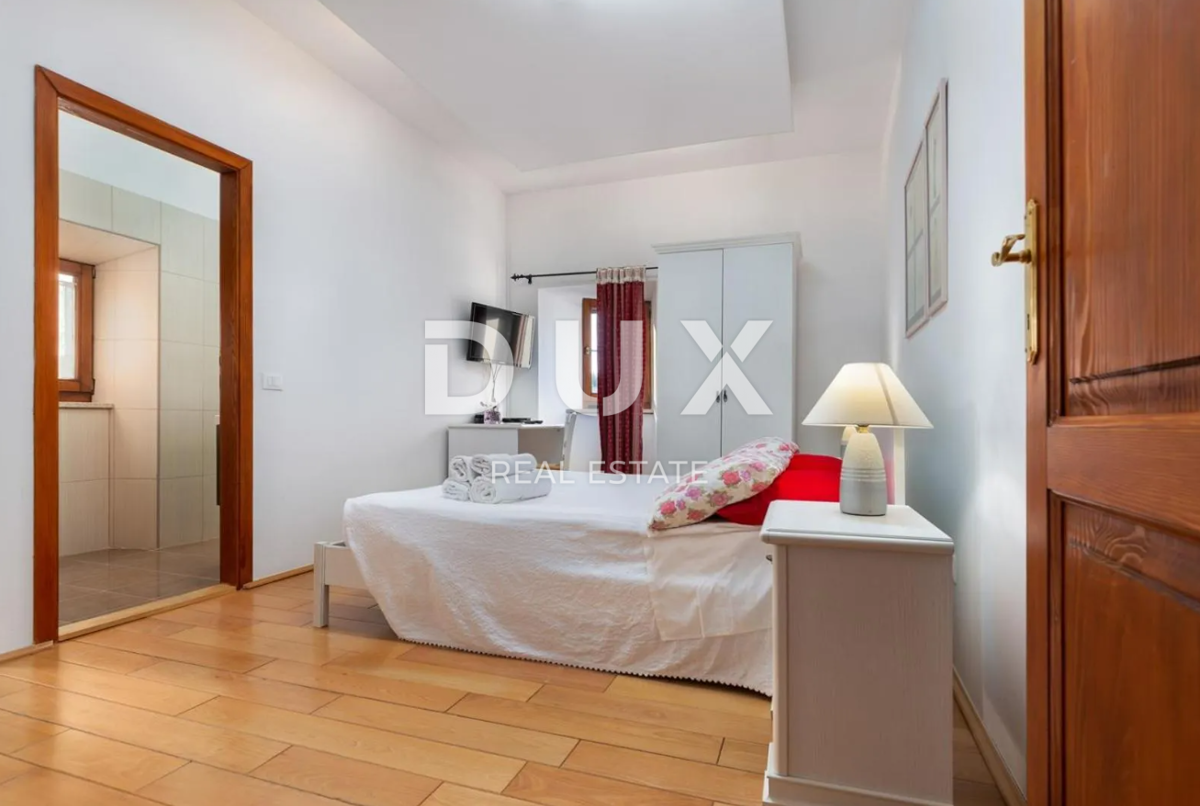 ISTRIA, ŽMINJ (DISTINI) - Impressionante casa in pietra istriana con piscina