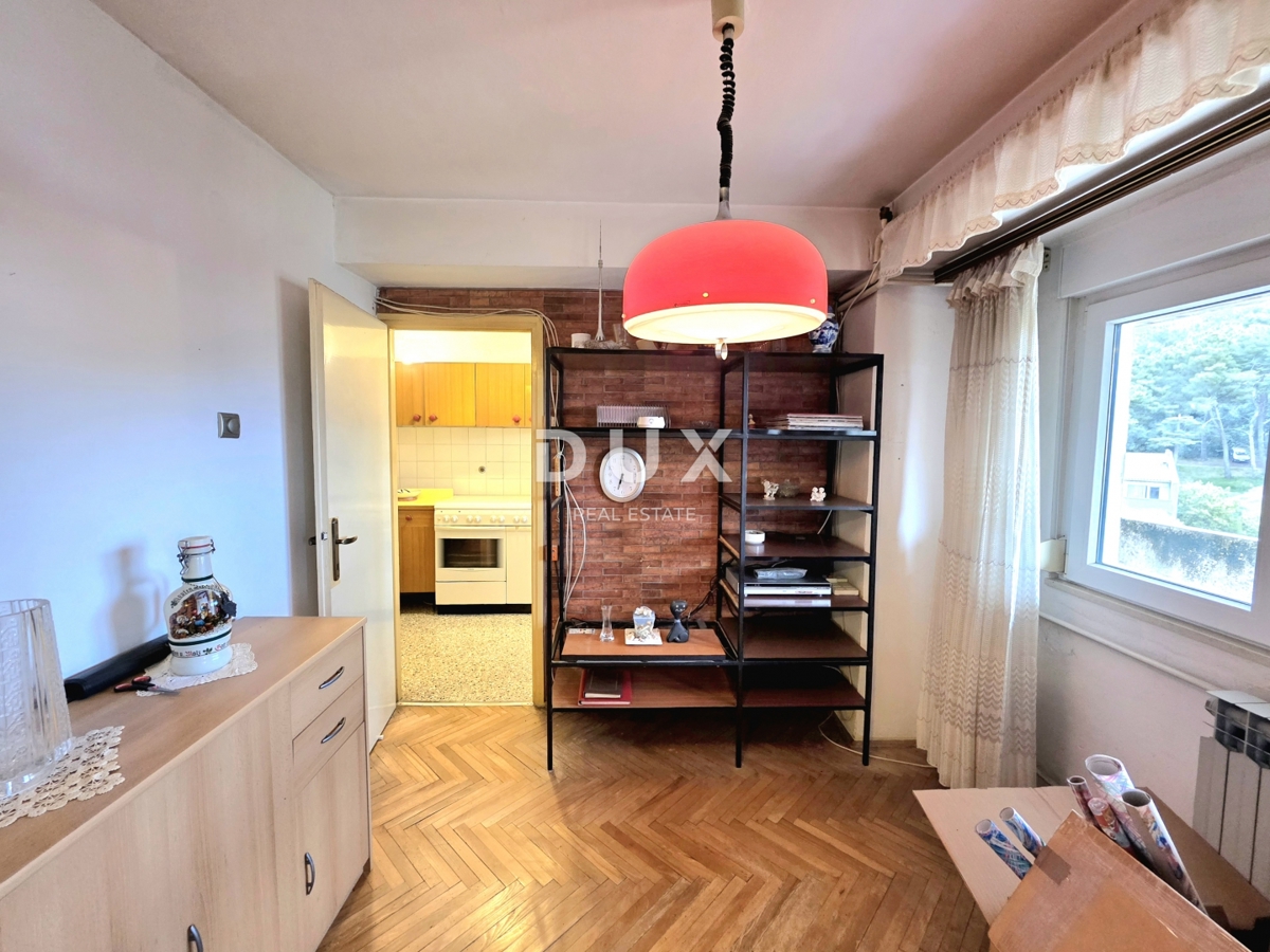 ISTRIA, PULA - Appartamento con grande potenziale vicino al centro e al mare