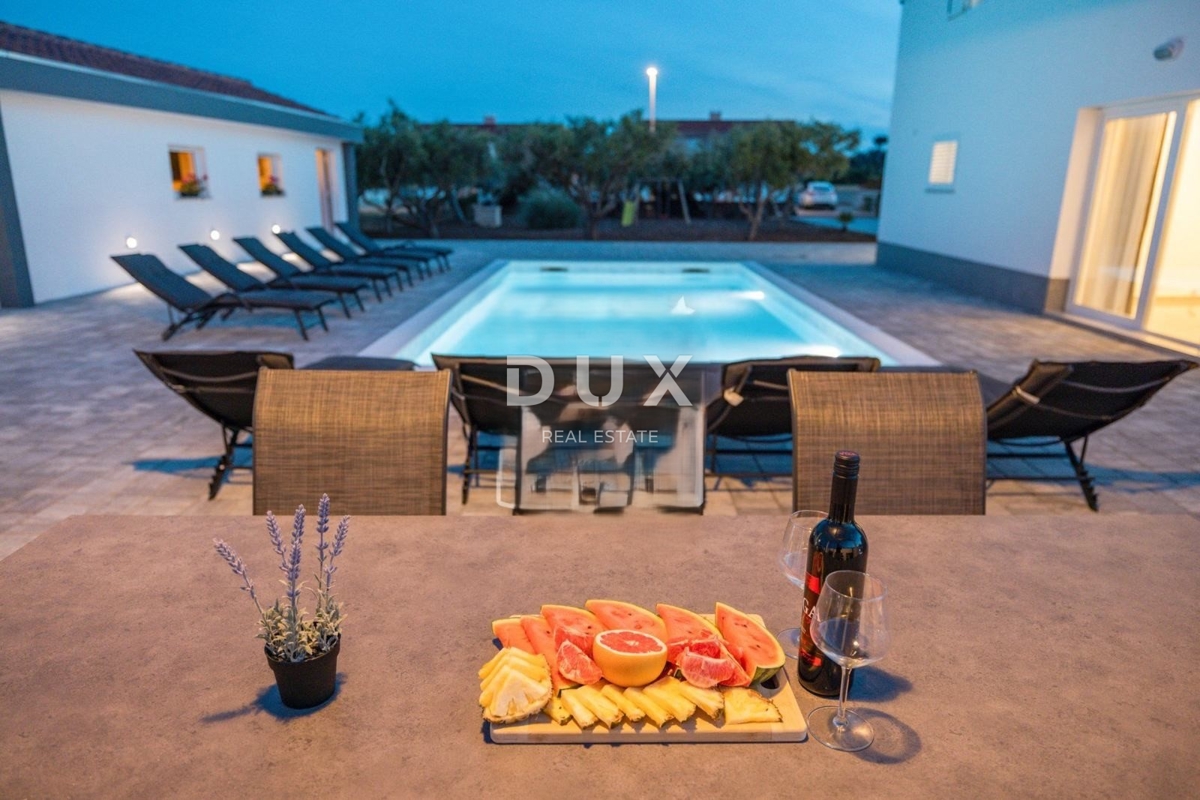 ZADAR, NIN - Villa con piscina, palestra e sauna