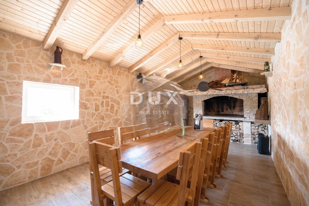 ZADAR, NIN - Villa con piscina, palestra e sauna