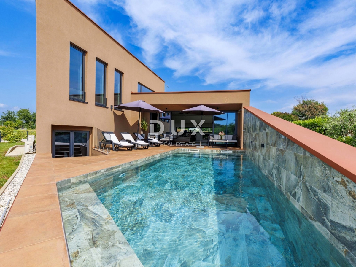 ISTRIA, NOVIGRAD - Casa di design con piscina e vista mare