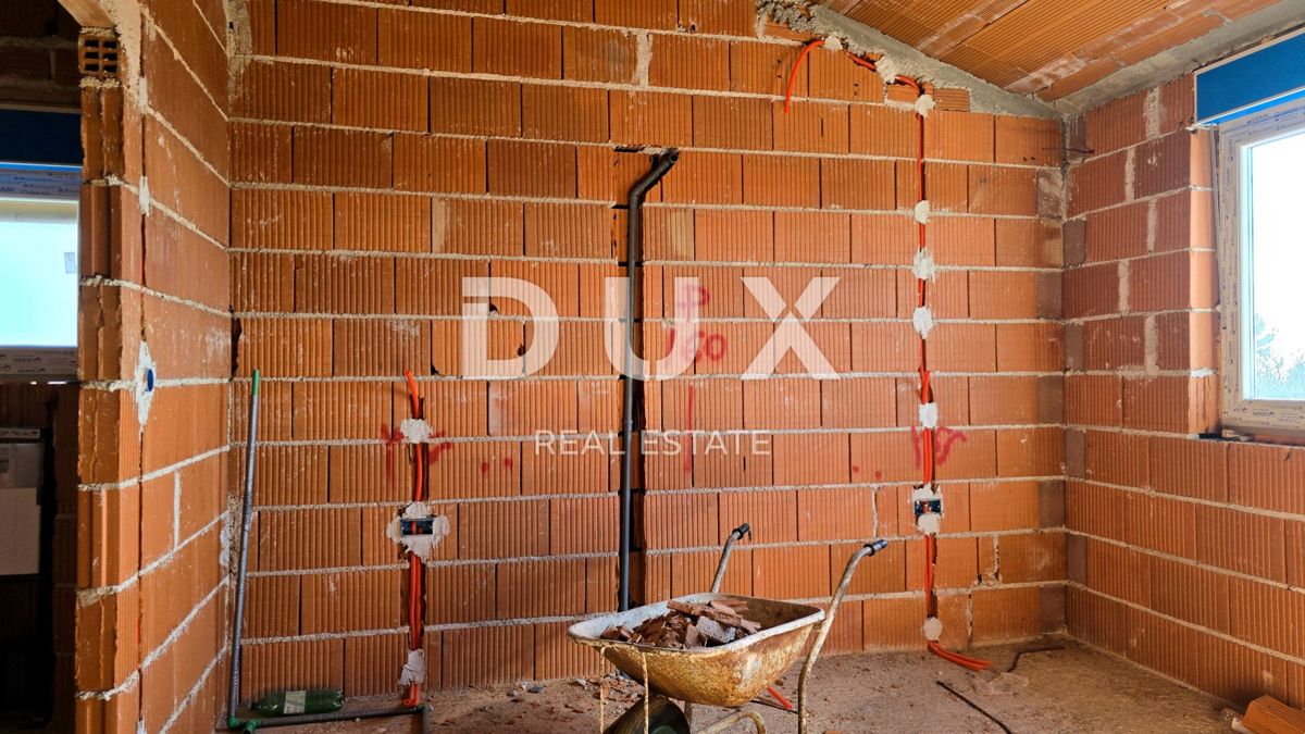 ISTRIA, RABAC - Casa in costruzione con vista mare