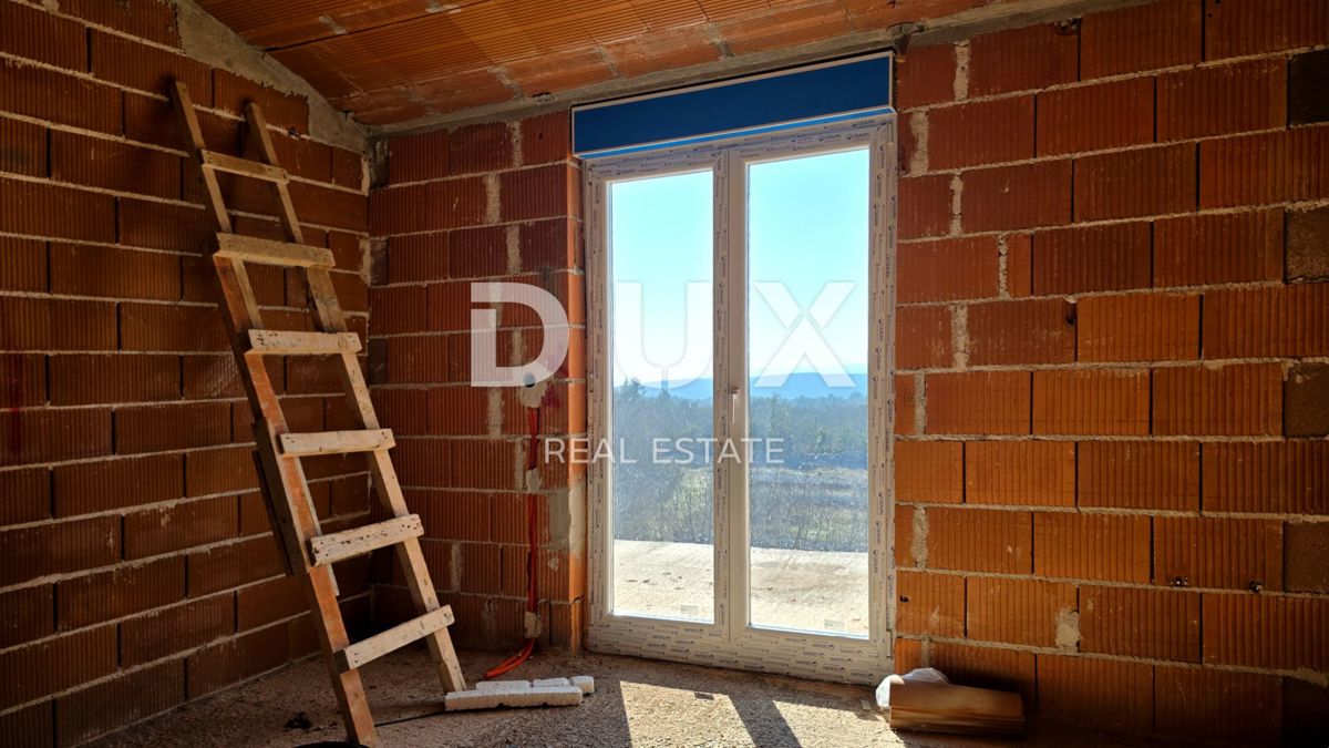 ISTRIA, RABAC - Casa in costruzione con vista mare