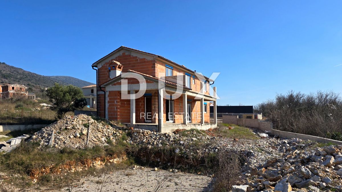 ISTRIA, RABAC - Casa in costruzione con vista mare