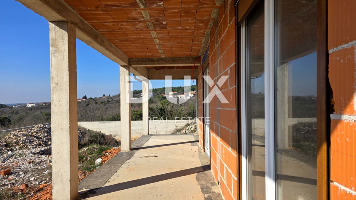 ISTRIA, RABAC - Casa in costruzione con vista mare