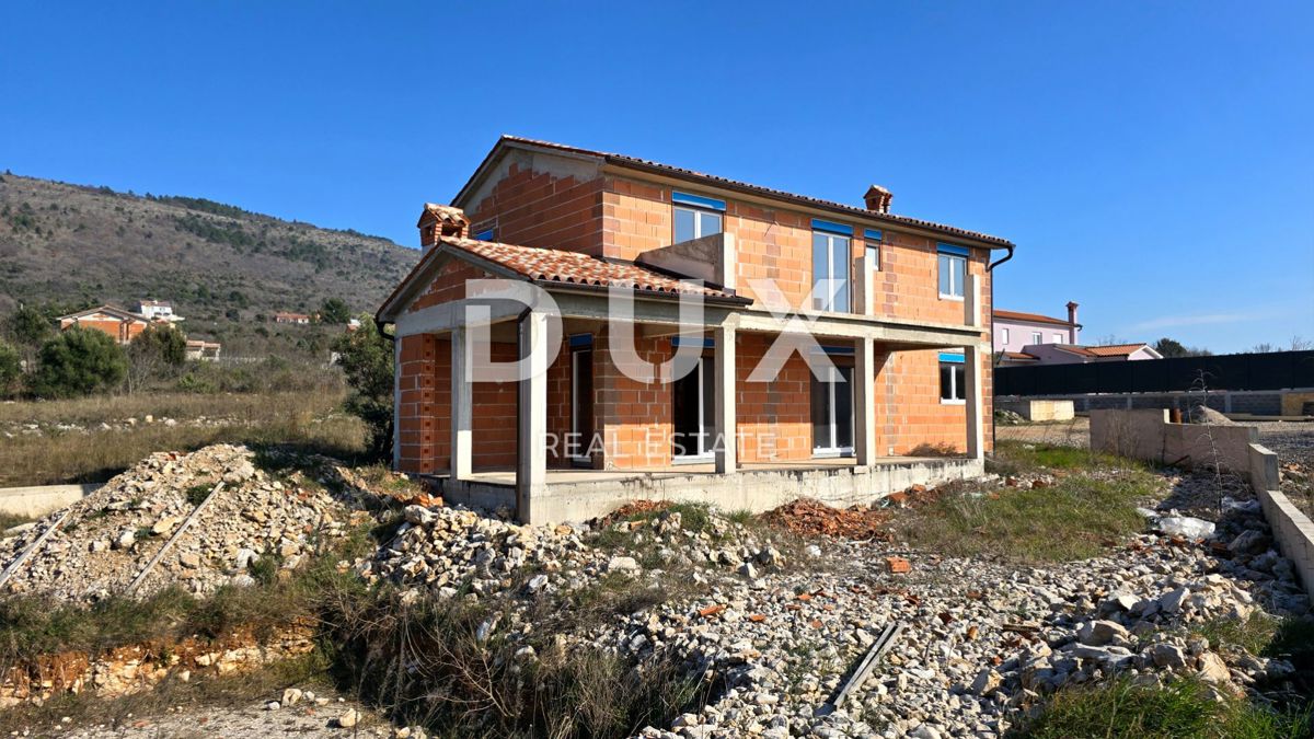 ISTRIA, RABAC - Casa in costruzione con vista mare