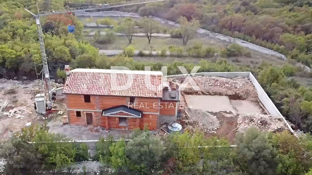 ISTRIA, RABAC - Casa in costruzione con vista mare