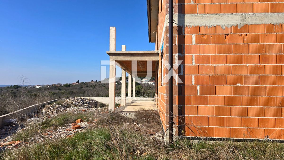 ISTRIA, RABAC - Casa in costruzione con vista mare