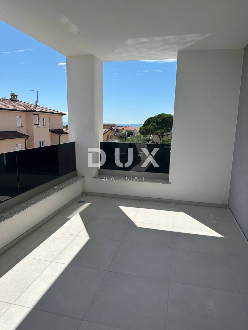 ISTRIA, NOVIGRAD - Appartamento in un nuovo edificio con vista mare