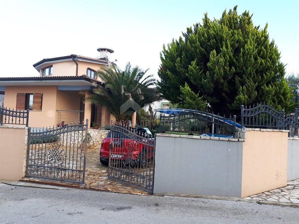 Casa Banjole, Medulin, 300m2