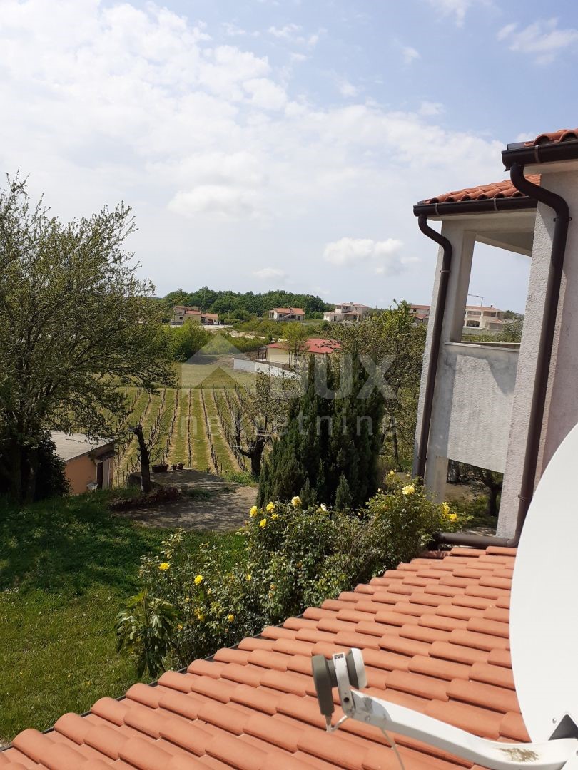 ISTRIA, VIŽINADA - Palazzina con 5 appartamenti, vista panoramica