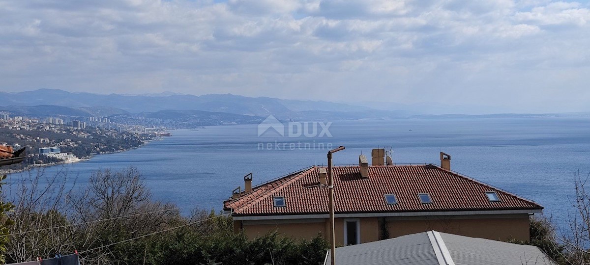 OPATIJA, POBRI - Appartamento con parcheggio e vista mare