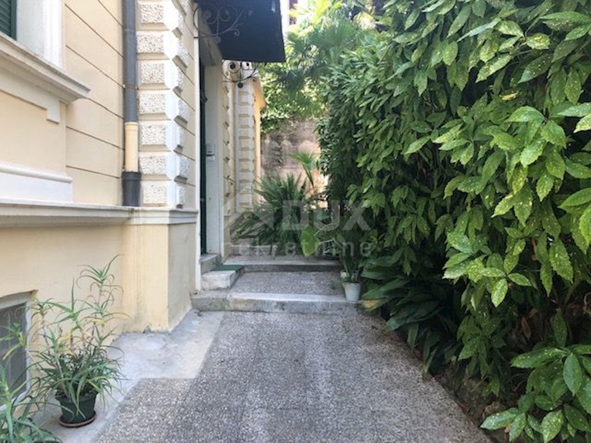 OPATIJA - Appartamento in villa, una rarità sul mercato