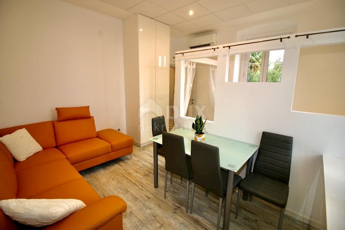 LOVRAN - appartamento seconda fila al mare, 35m2, vista mare