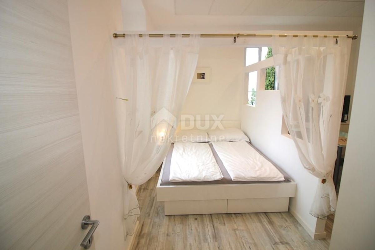 LOVRAN - appartamento seconda fila al mare, 35m2, vista mare