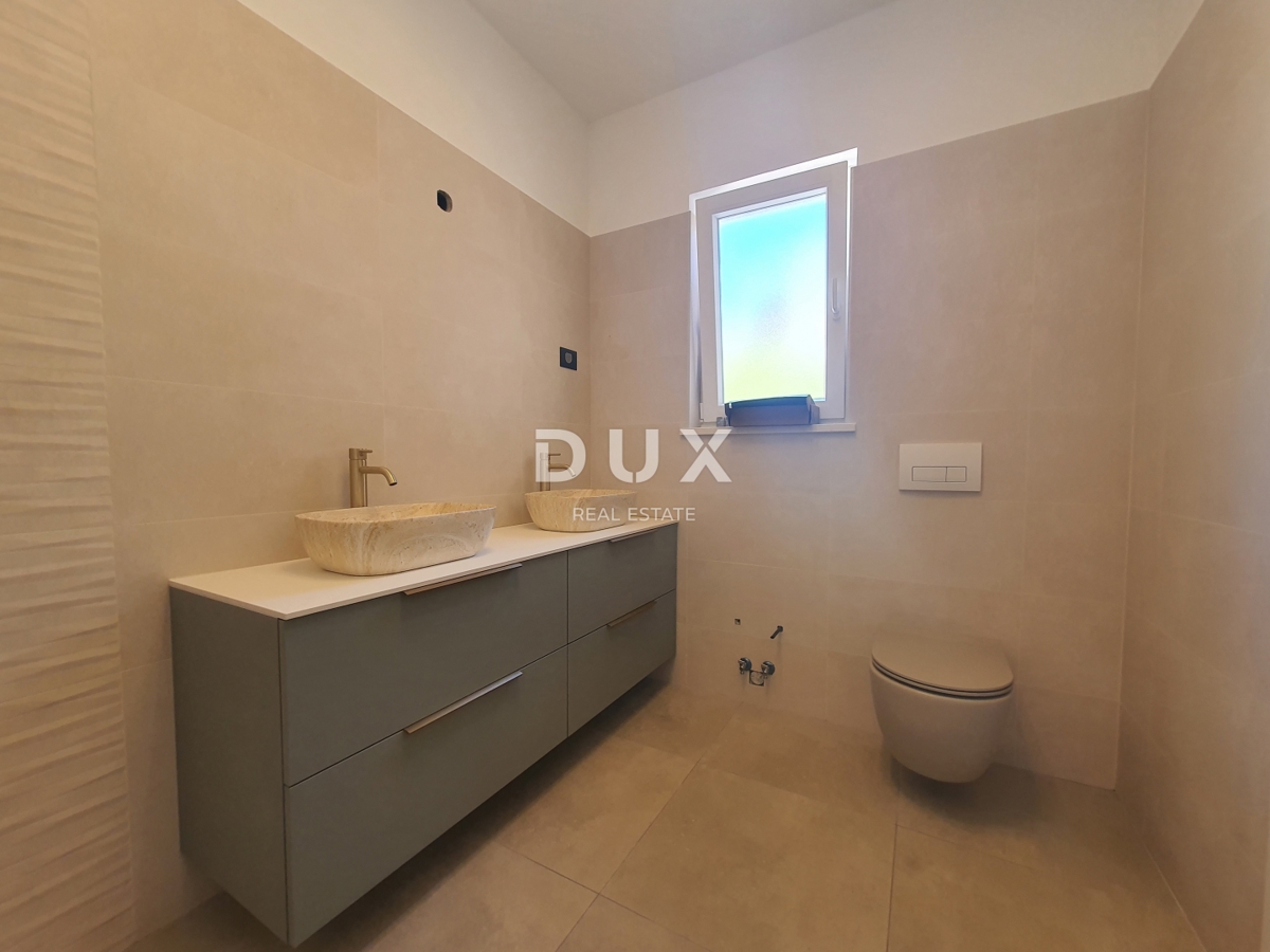 Opatija, Bregi - Casa di nuova costruzione con piscina e vista mare