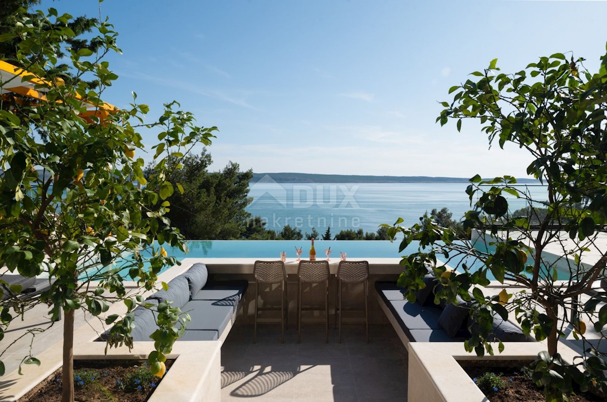 ZADAR, STARIGRAD - Villa di lusso a 100 m dal mare