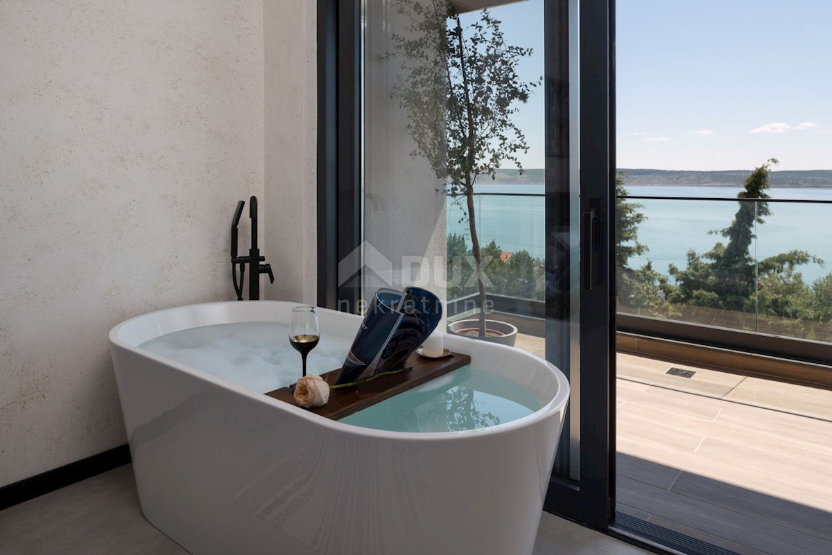 ZADAR, STARIGRAD - Villa di lusso a 100 m dal mare