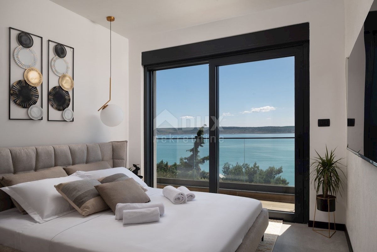 ZADAR, STARIGRAD - Villa di lusso a 100 m dal mare