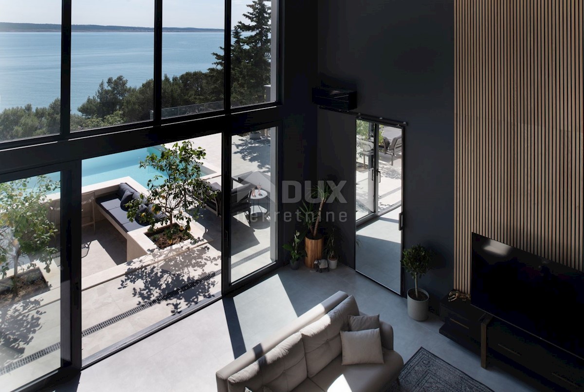 ZADAR, STARIGRAD - Villa di lusso a 100 m dal mare