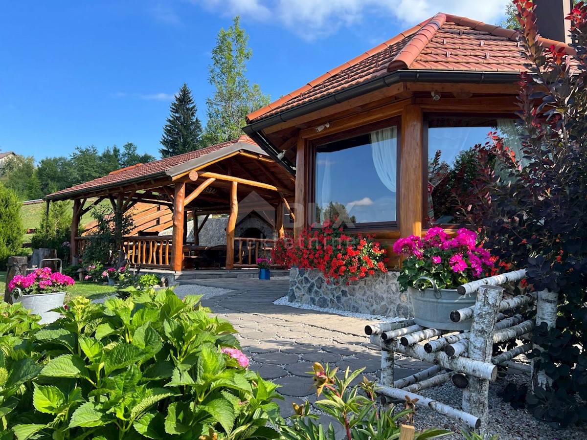 GORSKI KOTAR, KUPJAK - Villa in legno da favola con piscina e benessere!