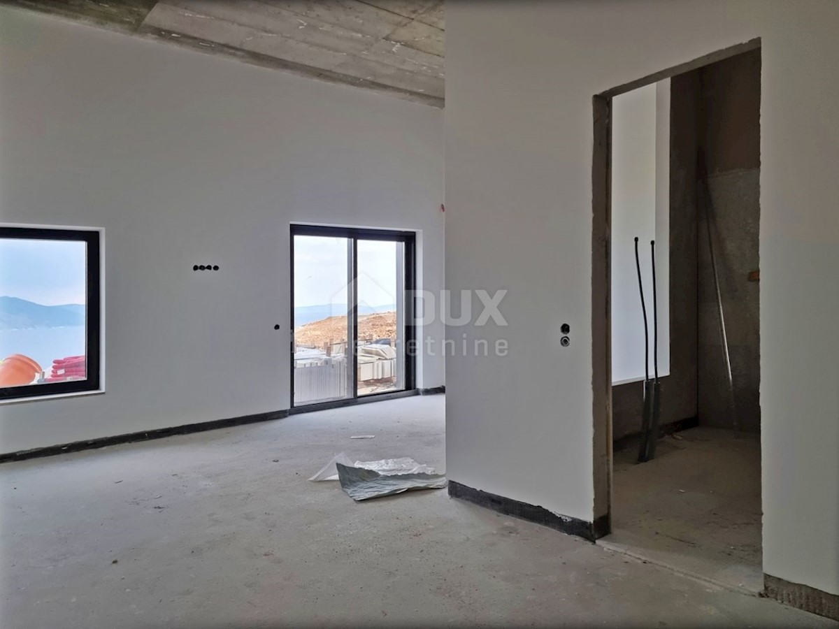 ISTRIA, RABAC - Un'imponente villa con una vista sensazionale