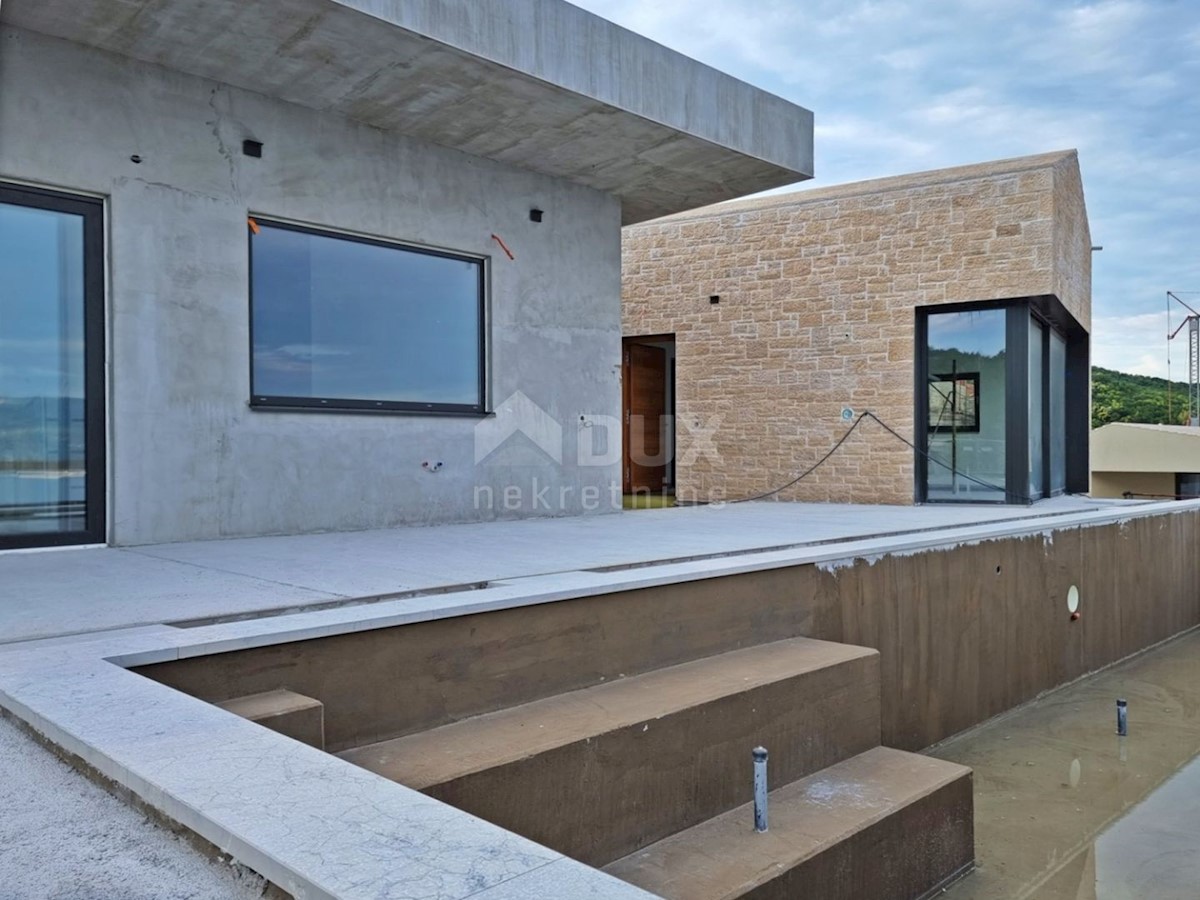 ISTRIA, RABAC - Un'imponente villa con una vista sensazionale