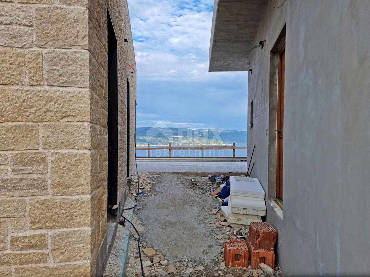 ISTRIA, RABAC - Un'imponente villa con una vista sensazionale