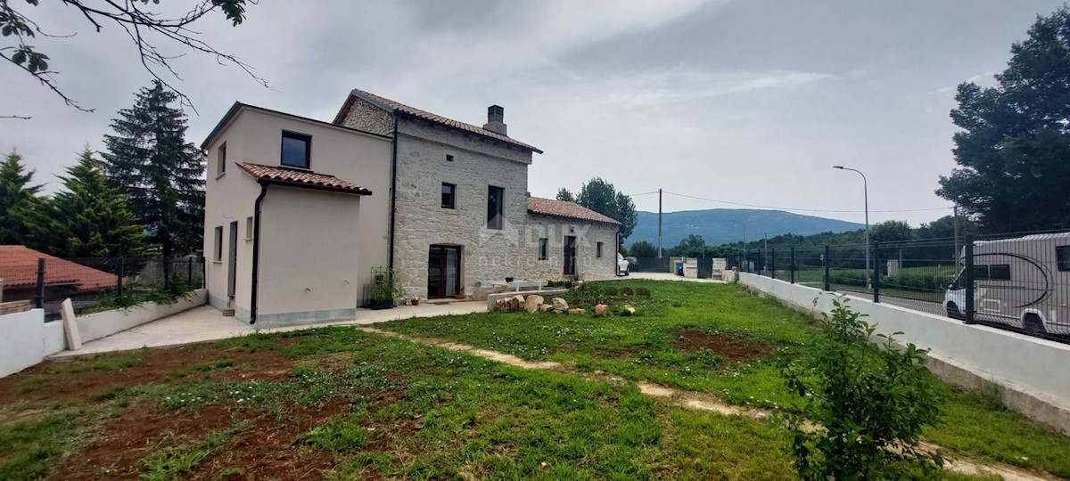 ISTRIA, KRŠAN - Bella casa in pietra con vista sull'Učka