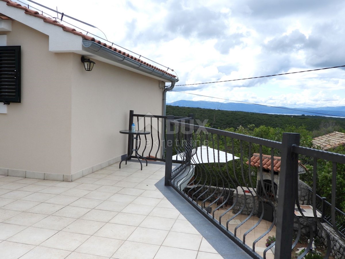KRK, DOBRINJ - casa indipendente 135m2 con vista mare + ambiente 150m2