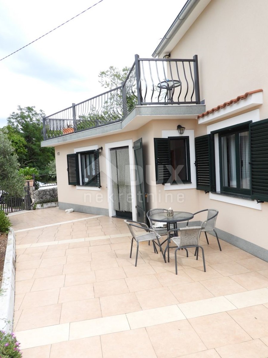 KRK, DOBRINJ - casa indipendente 135m2 con vista mare + ambiente 150m2