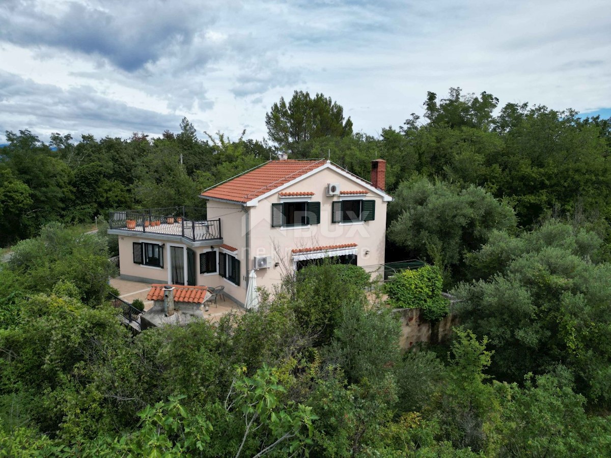 KRK, DOBRINJ - casa indipendente 135m2 con vista mare + ambiente 150m2