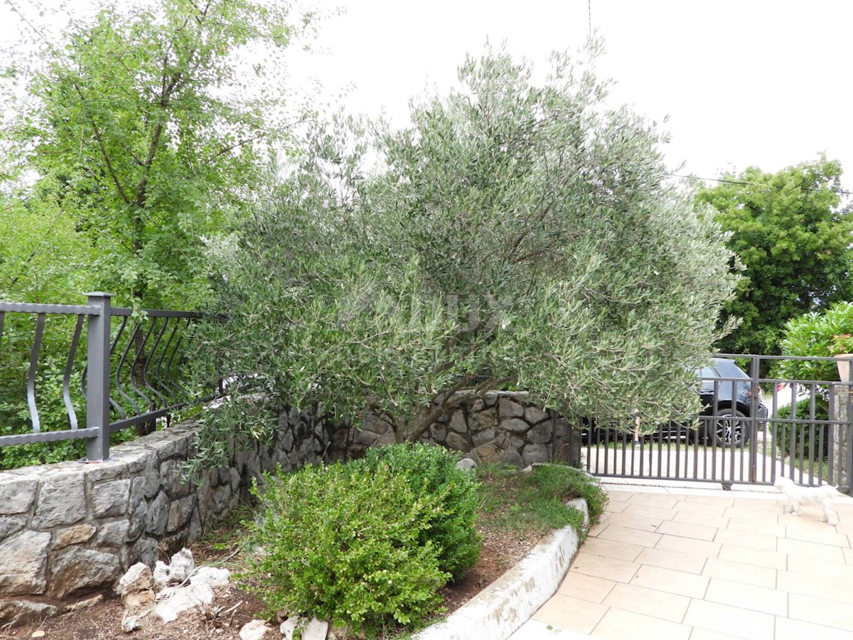 KRK, DOBRINJ - casa indipendente 135m2 con vista mare + ambiente 150m2