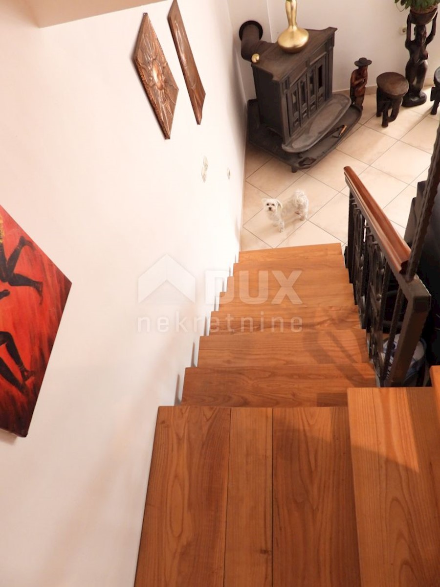 KRK, DOBRINJ - casa indipendente 135m2 con vista mare + ambiente 150m2