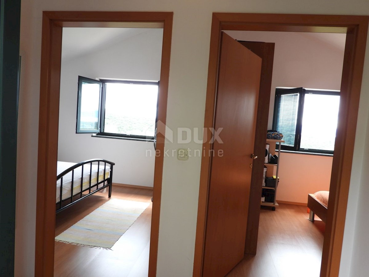 KRK, DOBRINJ - casa indipendente 135m2 con vista mare + ambiente 150m2
