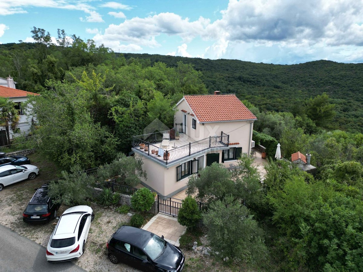 KRK, DOBRINJ - casa indipendente 135m2 con vista mare + ambiente 150m2