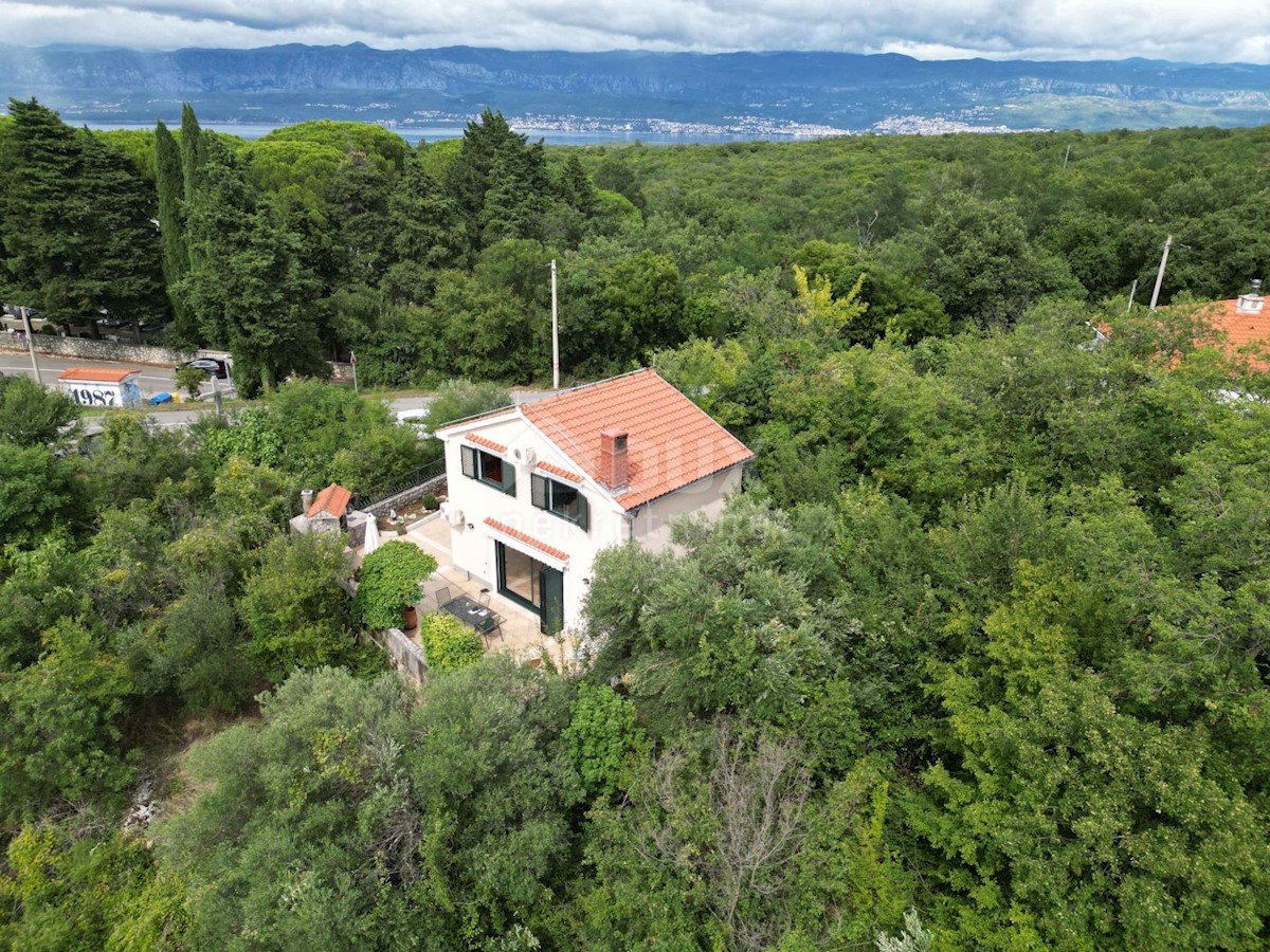 KRK, DOBRINJ - casa indipendente 135m2 con vista mare + ambiente 150m2