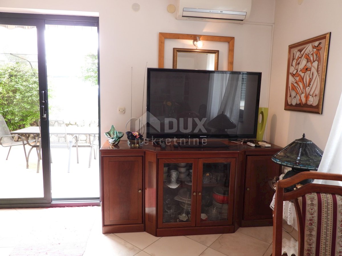 KRK, DOBRINJ - casa indipendente 135m2 con vista mare + ambiente 150m2