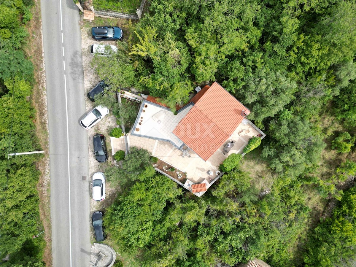 KRK, DOBRINJ - casa indipendente 135m2 con vista mare + ambiente 150m2