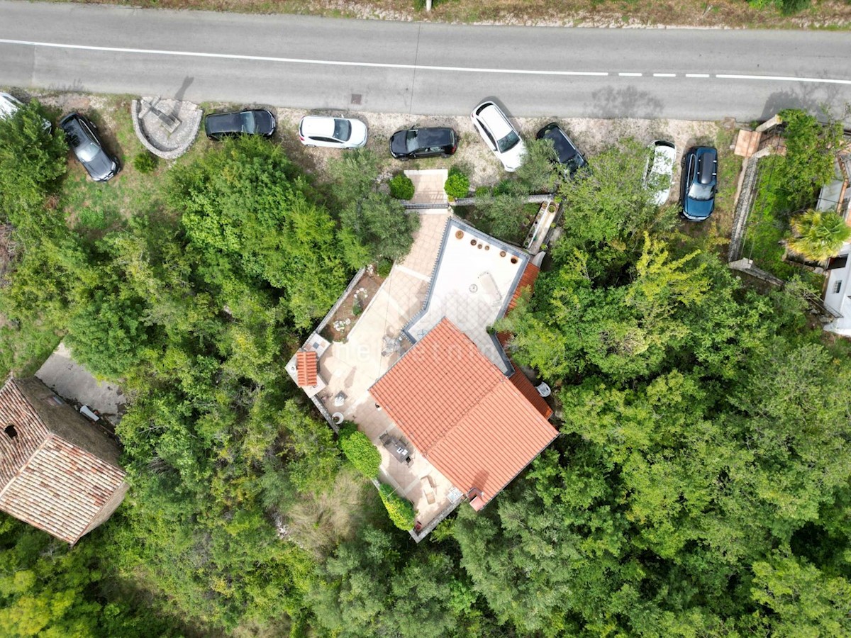 KRK, DOBRINJ - casa indipendente 135m2 con vista mare + ambiente 150m2