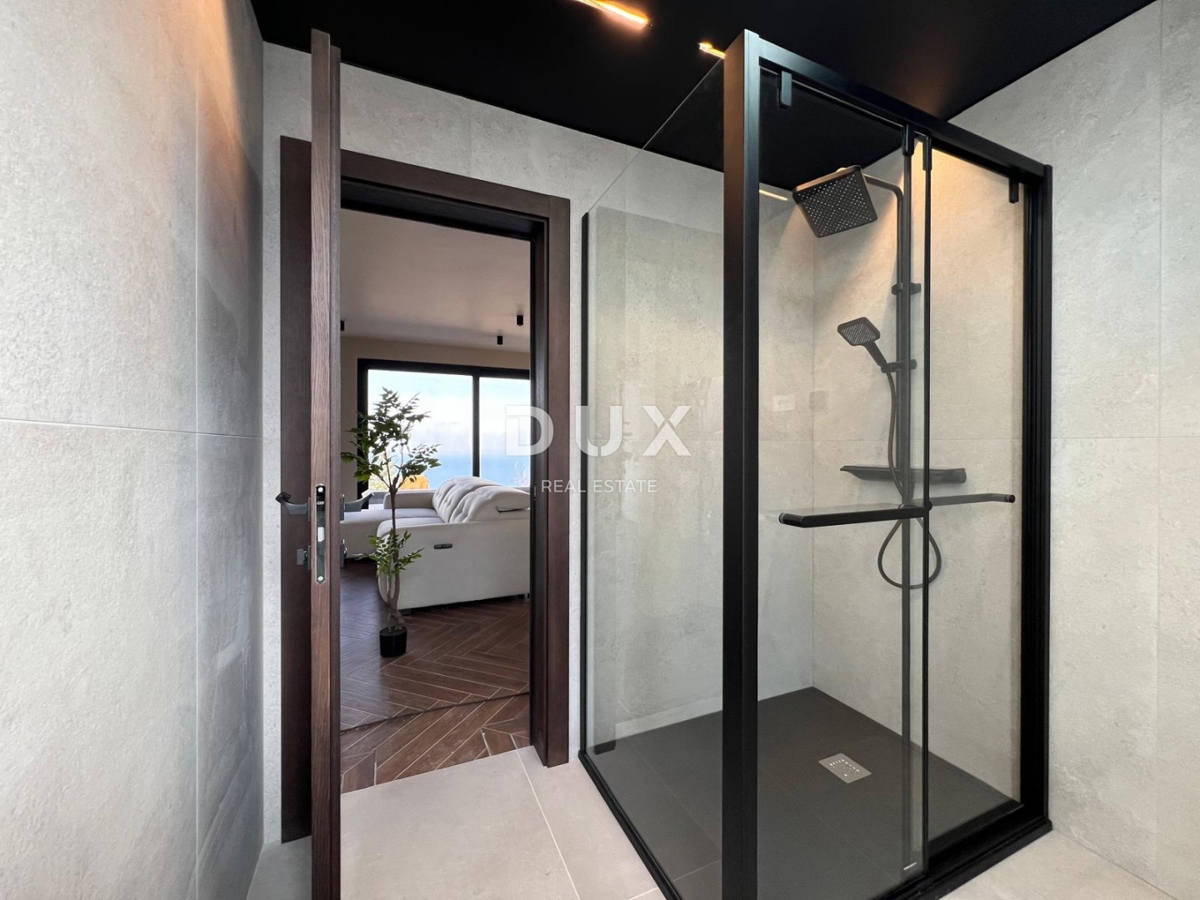 OPATIA, ST. JELENA - villa 250m2 con vista panoramica sul mare e piscina + giardino paesaggistico 1200m2