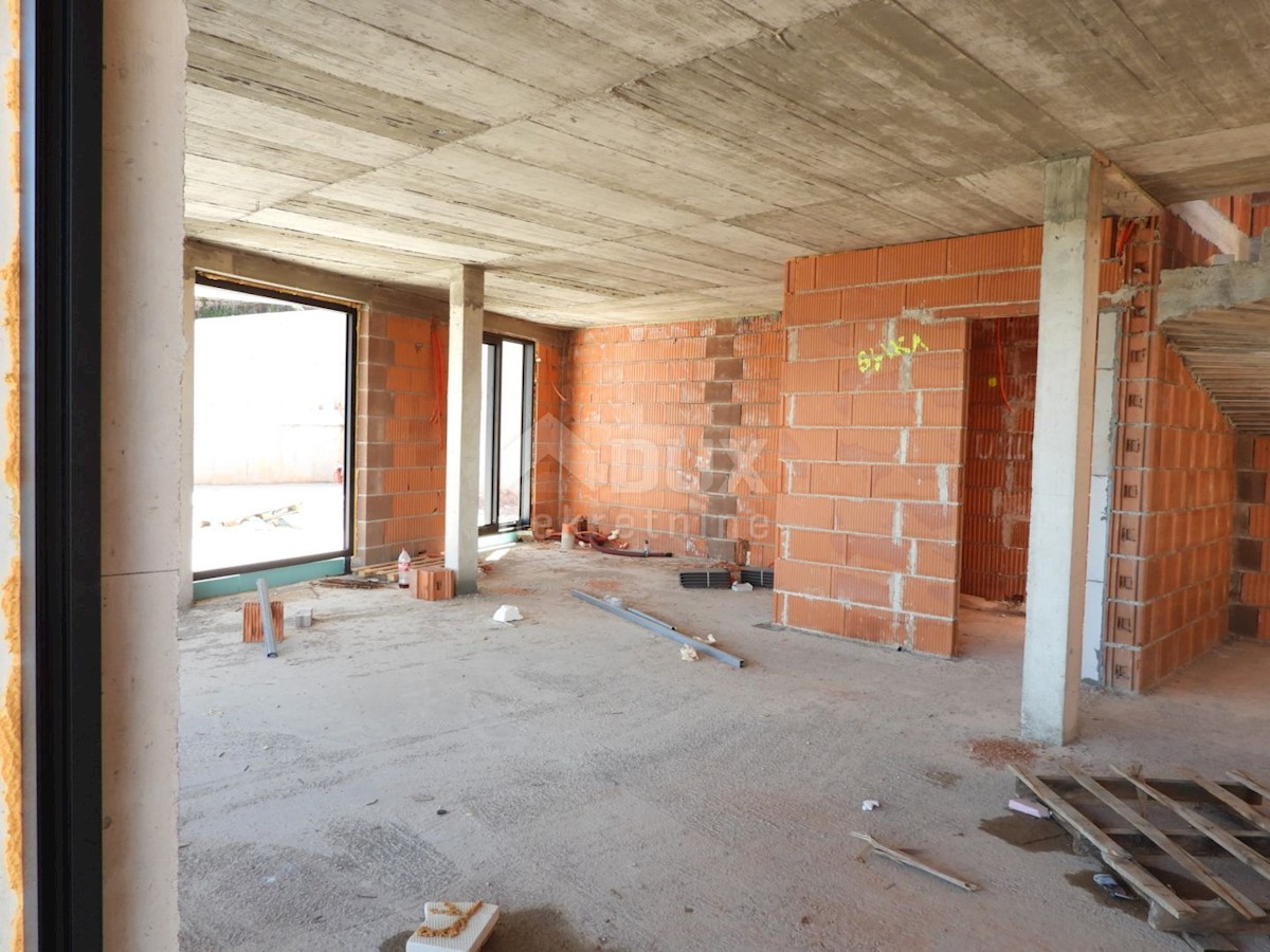 OPATIA, ST. JELENA - villa 250m2 con vista panoramica sul mare e piscina + giardino paesaggistico 1200m2