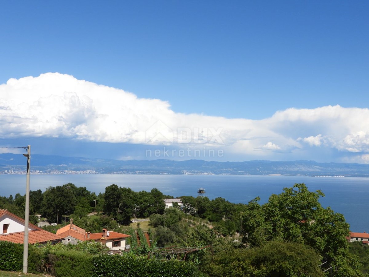 OPATIA, ST. JELENA - villa 250m2 con vista panoramica sul mare e piscina + giardino paesaggistico 1200m2